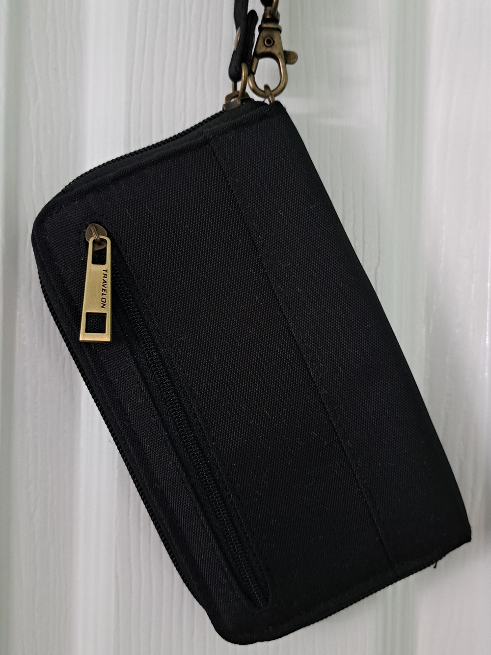 Travelon Black Wallet Wristlet